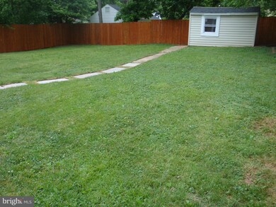 120 Martin Dr, Manassas Park, VA 20111 - photo 5