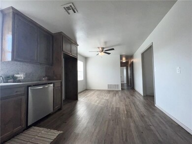 2301 Ellis Dr, Shawnee, OK 74804 - photo 7