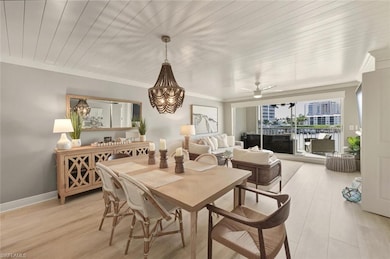 9103 Vanderbilt Dr unit 2, Naples, FL 34108 - photo 5