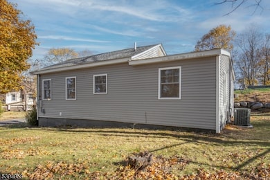 13 Summit Ave, Newton, NJ 07860 - photo 6