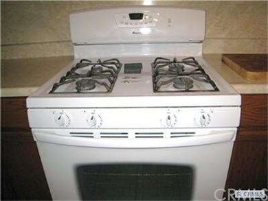 Amana Gas Range and Oven