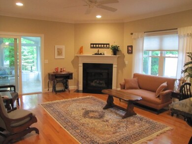 109 Southwinds Dr, Wakefield, RI 02879 - photo 4