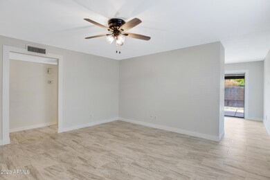 1337 E Hopi Cir, Mesa, AZ 85204 - photo 4