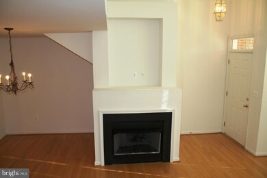 24768 Stone Station Terrace unit 201, Stone Ridge, VA 20105 - photo 2