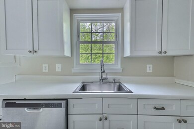 3300 Buckeye Ln, Fairfax, VA 22033 - photo 6