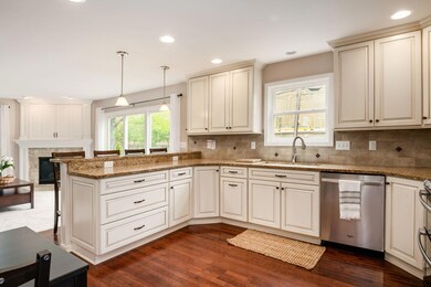 Kitchen (2)