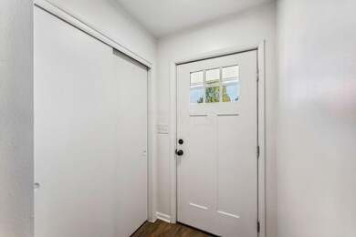 4-web-or-mls-1279-bronwyn-ave
