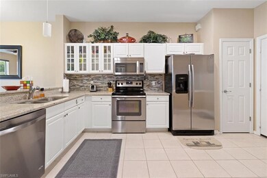 904 Hampton Cir unit 94, Naples, FL 34105 - photo 7