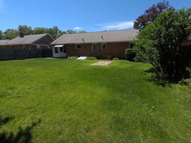 608 Pleasant St, Holyoke, MA 01040 - photo 4