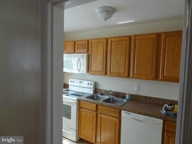 4307 Eldone Rd, Baltimore, MD 21229 - photo 3