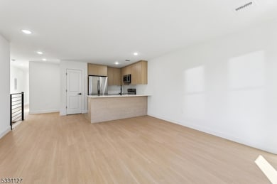 27-29 Robert St, Paterson, NJ 07503 - photo 4