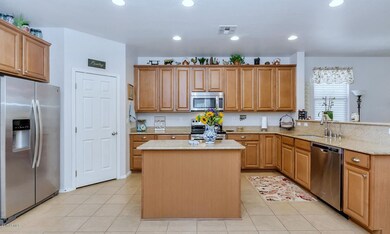 17304 W Bajada Rd-large-007-7-Kitchen-15