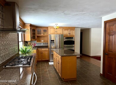Kitchen 3