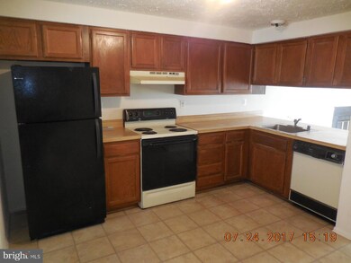 7215 Sheila Turn, Clinton, MD 20735 - photo 7