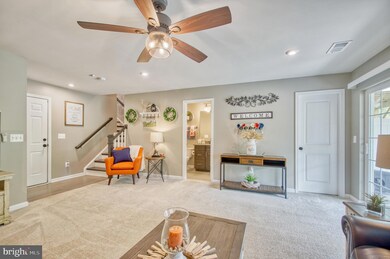 7421 Cedarwood Grove Ln, Manassas, VA 20109 - photo 3