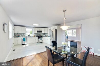 4809 Hazelwood Ave, Baltimore, MD 21206 - photo 7