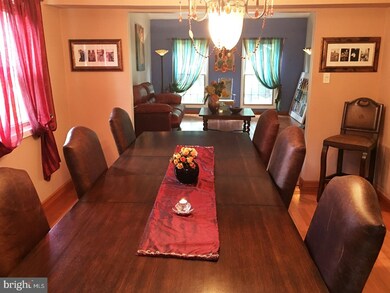 46 High St, Newtown, PA 18940 - photo 5