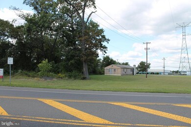 907 Sunset Rd, Burlington, NJ 08016 - photo 3