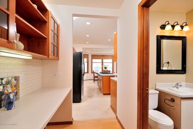 Butler's Pantry and Powder Rm