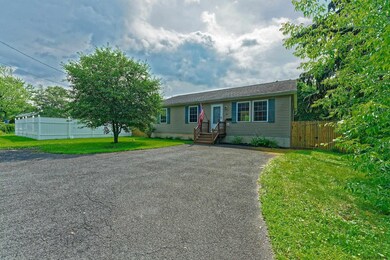 49 Sherwood Ave, Rensselaer, NY 12144 - photo 2