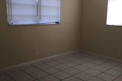 unlisted-address, Hallandale Beach, FL 33009 - photo 6