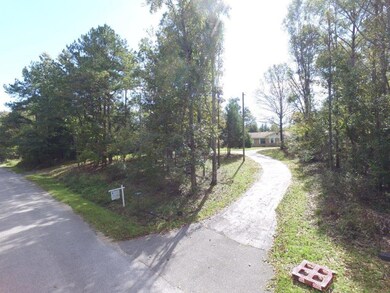 371 Hinton Rd, Laurel, MS 39443 - photo 3