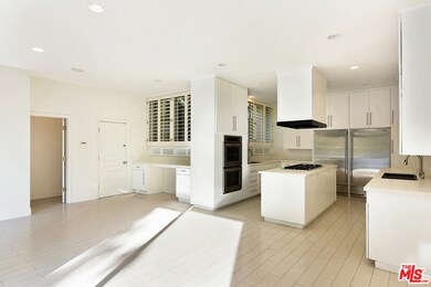 1120 Shadow Hill Way, Beverly Hills, CA 90210 - photo 7