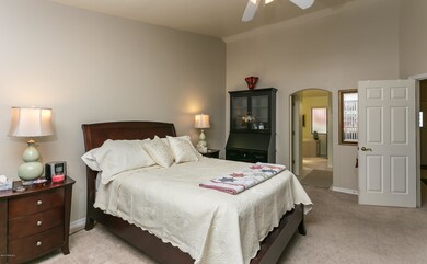 010_Master Bedroom