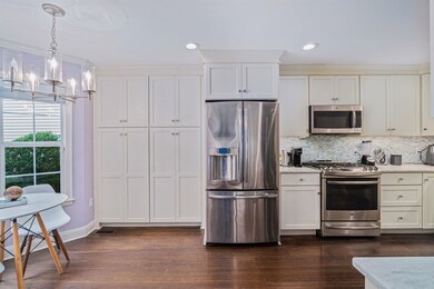 298 Araneo Dr unit 298, West Orange, NJ 07052 - photo 2