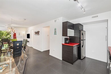 201 178th Dr unit 212, Sunny Isles Beach, FL 33160 - photo 5