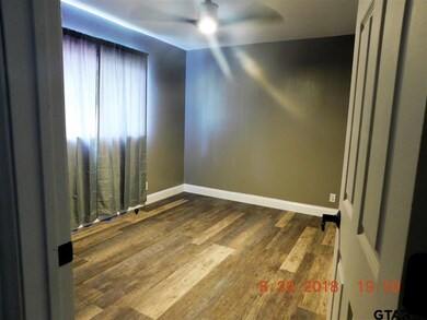 1523 1523 Austin, Tyler, TX 75701 - photo 5