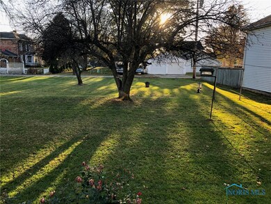 352 Augusta St, Elmore, OH 43416 - photo 5