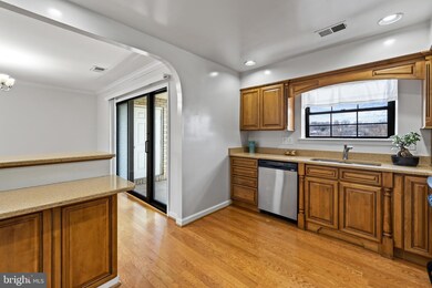 2 Smeton Place unit 2E, Towson, MD 21204 - photo 4