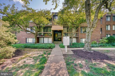 8705 Hayshed Ln unit 24, Columbia, MD 21045 - photo 2