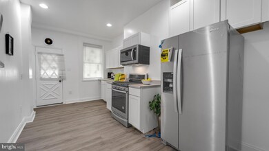 2122 N Fulton Ave, Baltimore, MD 21217 - photo 6