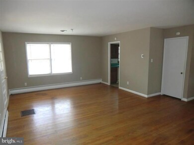2217 Green Valley Rd, Clarksburg, MD 20871 - photo 2