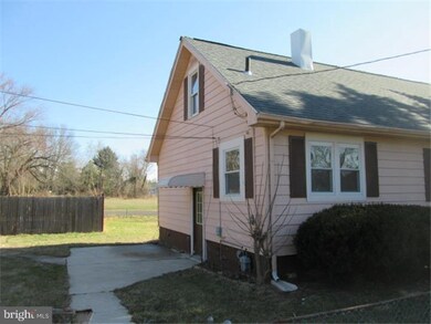 301 Whitman Ave, Lindenwold, NJ 08021 - photo 2