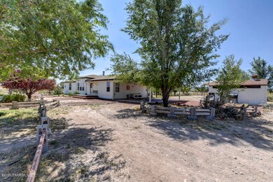 1655 W Kings Ct, Paulden, AZ 86334 - photo 4
