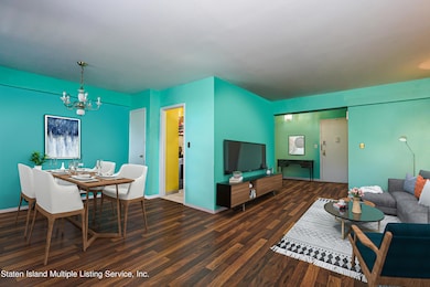 Living Room/Dining Room Combo