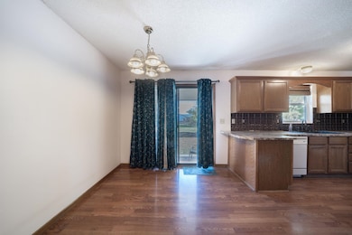 539 S Highland Dr, Andover, KS 67002 - photo 6