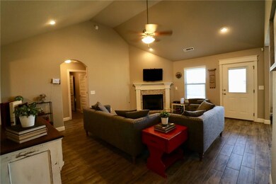 1380 General McCrae Dr, Prairie Grove, AR 72753 - photo 7