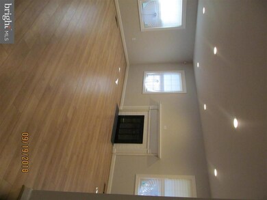 12709 Clearfield Dr, Bowie, MD 20715 - photo 4