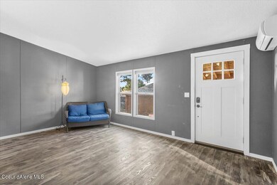 06 Living Room