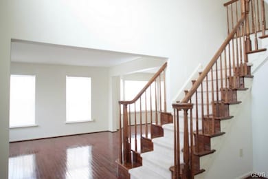 7024 Hearth Ln, Macungie, PA 18062 - photo 3