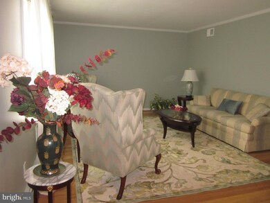 1365 Mill Creek Rd, Southampton, PA 18966 - photo 5