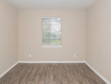 4503 Werner St unit 17, Houston, TX 77022 - photo 6