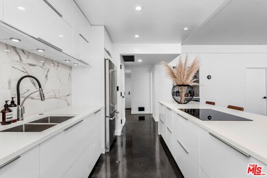 Franklin Towers unit 116, Los Angeles, CA 90046 - photo 7