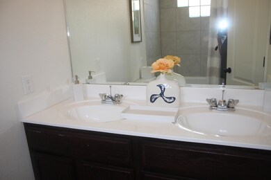 901 Malen Place, Horizon City, TX 79928 - photo 6