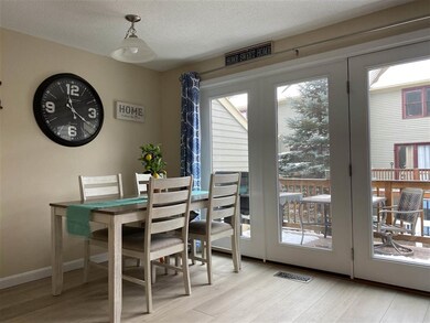 182 Bartemus Trail unit U58, Nashua, NH 03063 - photo 2