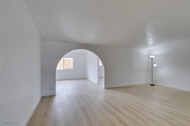 709 N 22nd St, Las Vegas, NV 89101 - photo 5